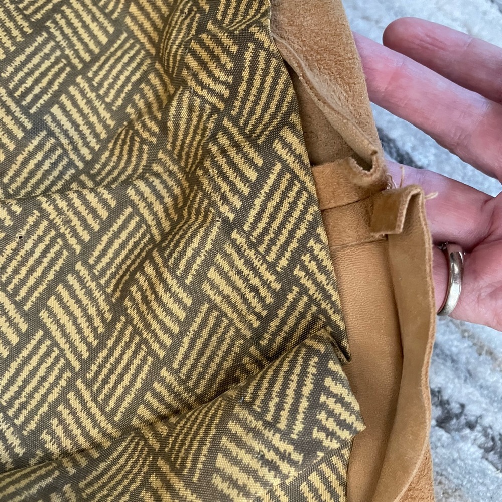 Gorgeous vintage leather lined belted jacket - Picture 11 of 13
